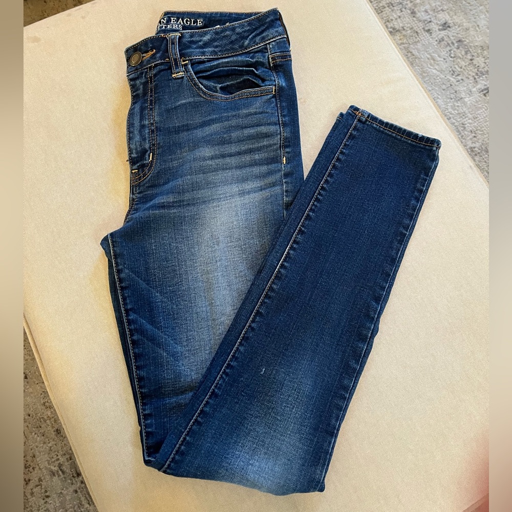 American Eagle high rise stretch jeggings. Size 8.